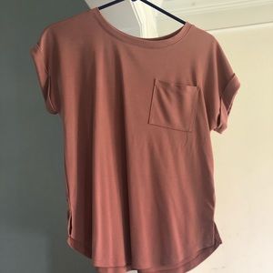 Blush pocket tee